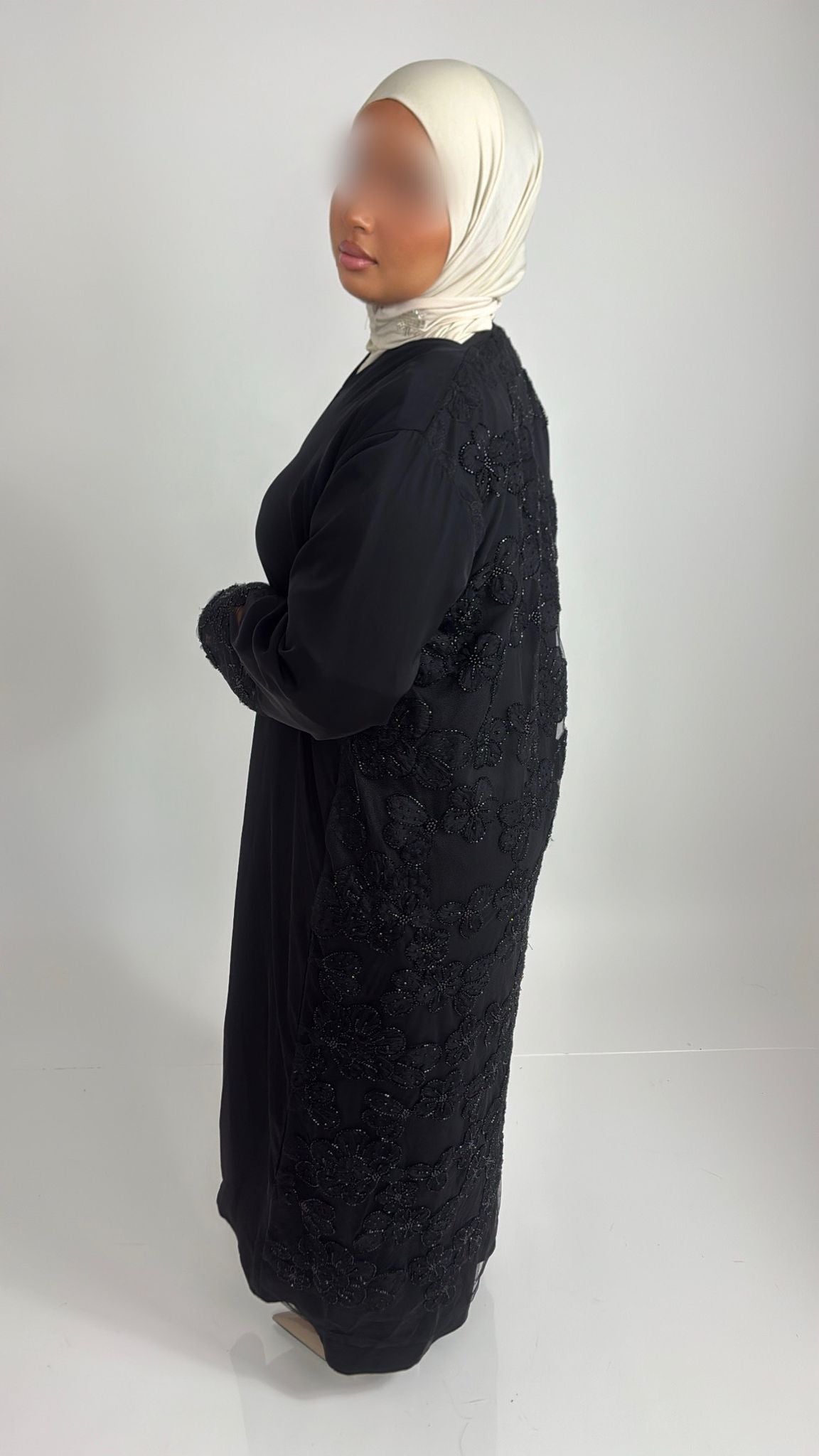 Abaya Yara | Made in UAE
