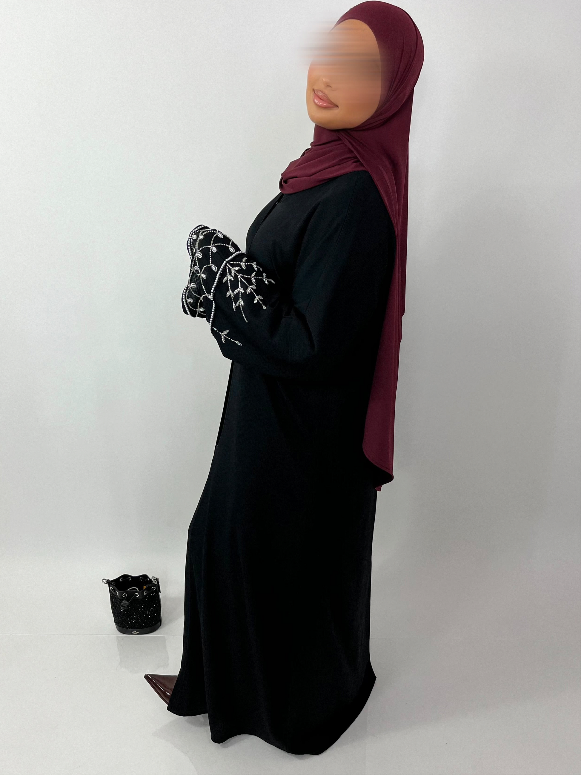 Abaya Hiney | Made in UAE