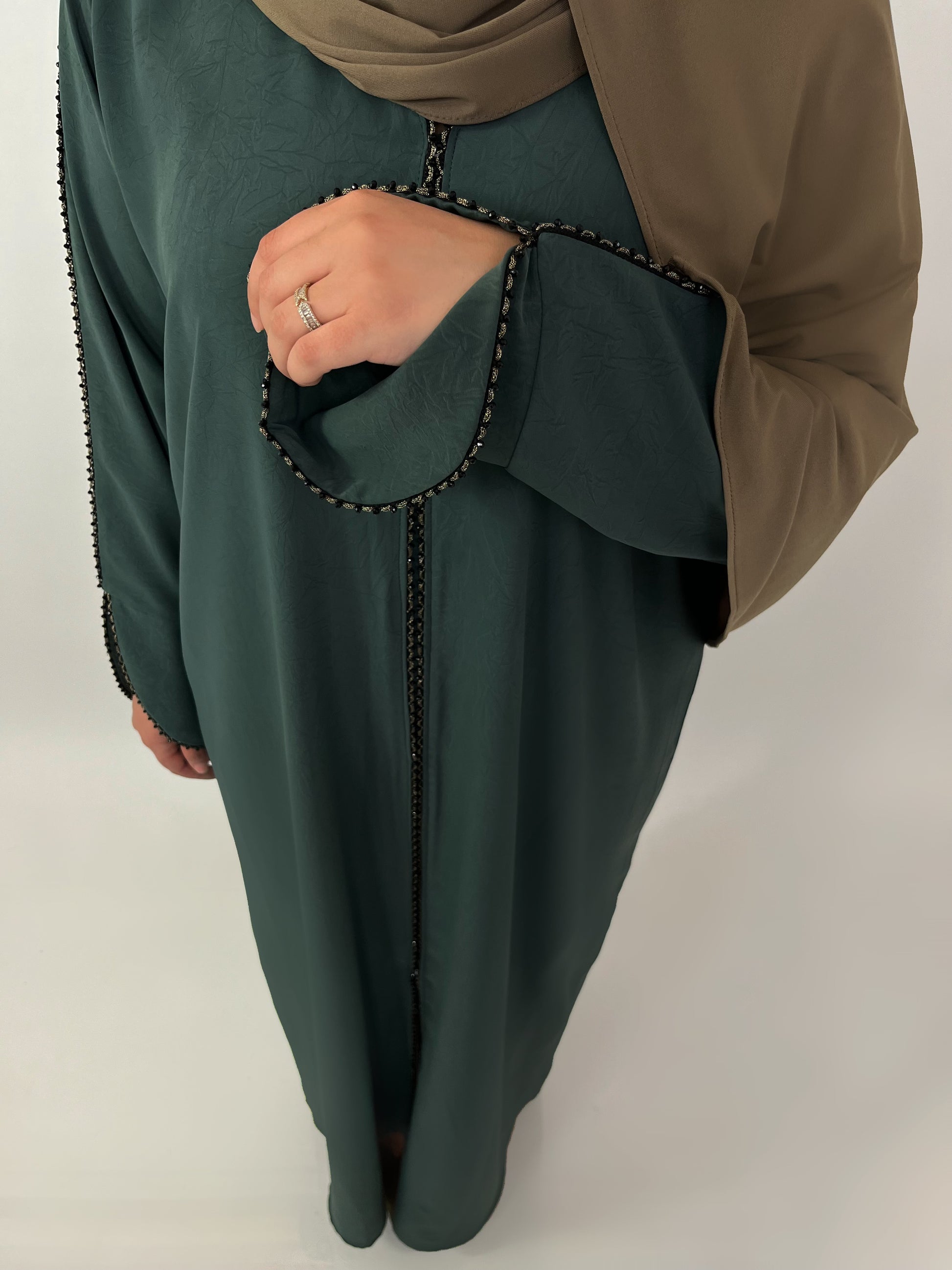 Abaya Aaina  | Made in UAE