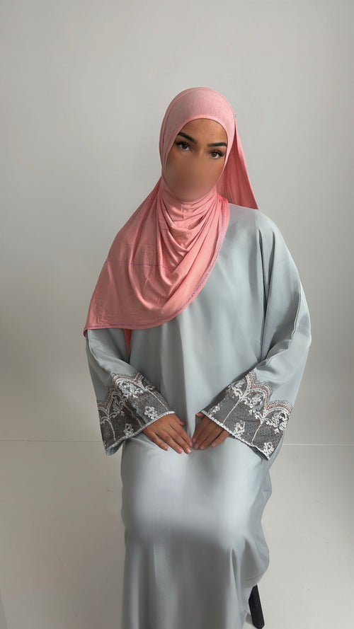 Abaya Hala | Made in UAE